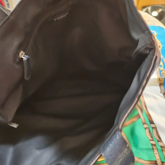 Burberry London Tote Bag - Picture 8 of 8